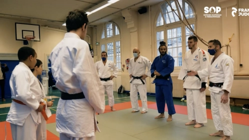 SOP - HÉLIOS LATCHOUMANAYA REND VISITE AUX ÉLÈVES DE L'INJA