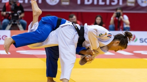 J1 GRAND SLAM TBILISSI : PREMIÈRE MÉDAILLE D'OR POUR MÉLANIE LEGOUX CLÉMENT