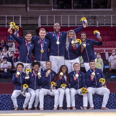 Equipe de France par équipe mixte